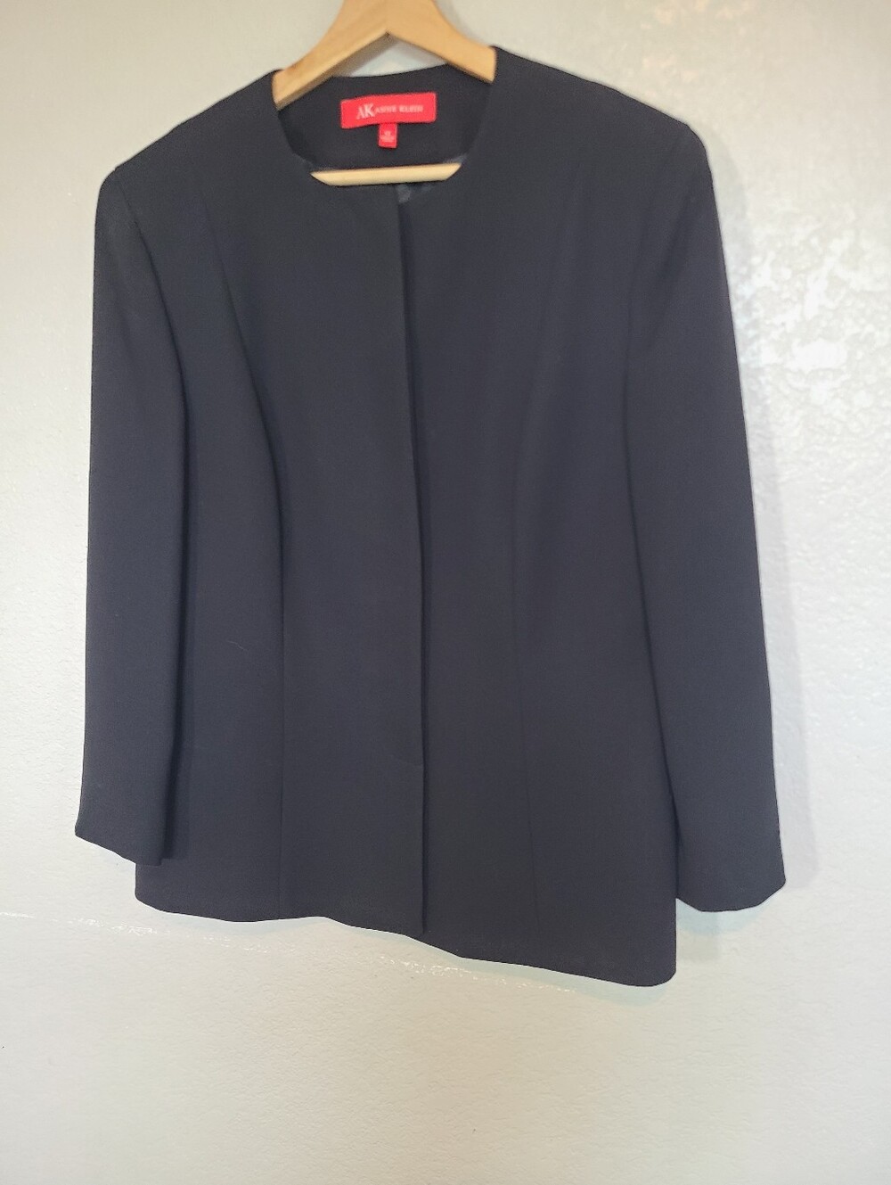 Anne Klein Black Collarless Tailored Blazer Jacket Size 12 Minimalist Sleek - Picture 3 of 6